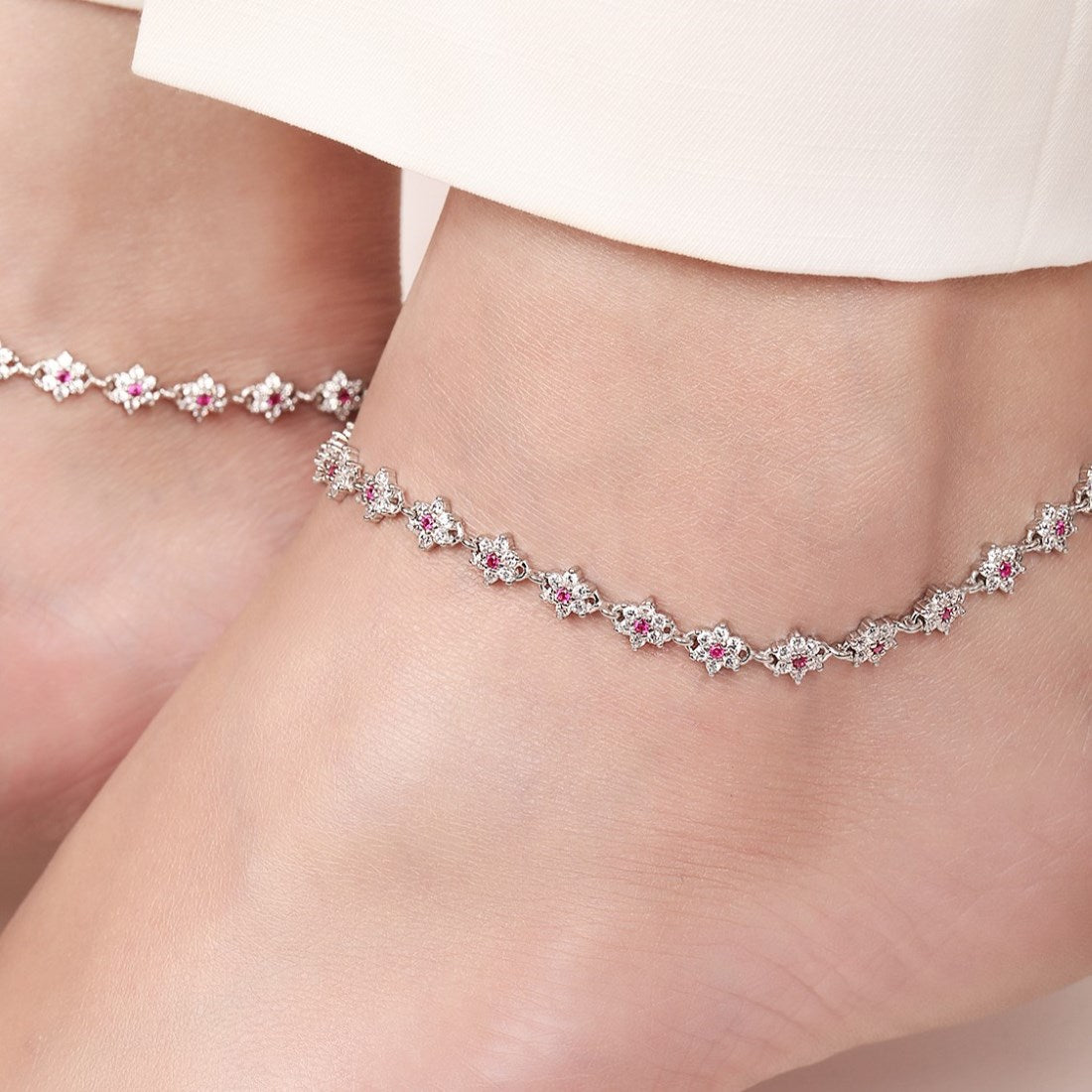 Floral Radiance Rhodium-Plated 925 Sterling Silver Anklet