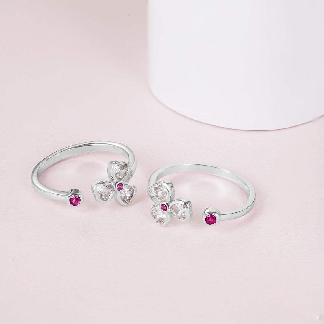 Tiny Flora Adjustable 925 Silver Toe Ring