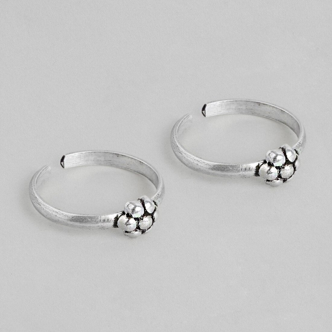 Delicate Glamour 925 Sterling Silver Rhodium Plated Toe Ring