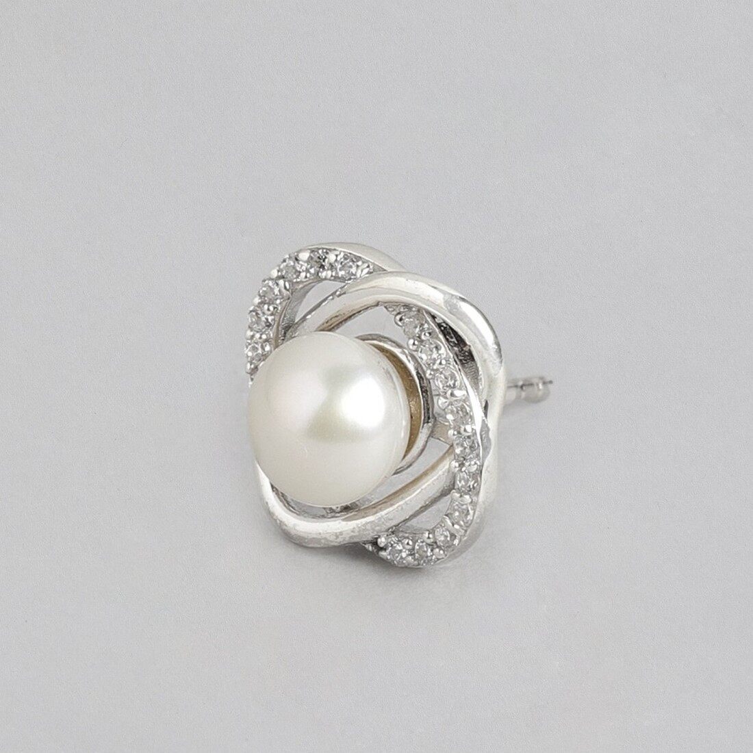 Timeless Elegance 925 Sterling Silver Stud Earrings with Cubic Zirconia & Pearl