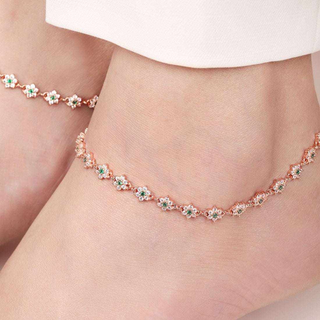 Buy Blooms Of Elegance Rose Gold Plated Women s Anklet Zavya Buy Blooms Of Elegance Rose Gold Plated Women s Anklet Zavya