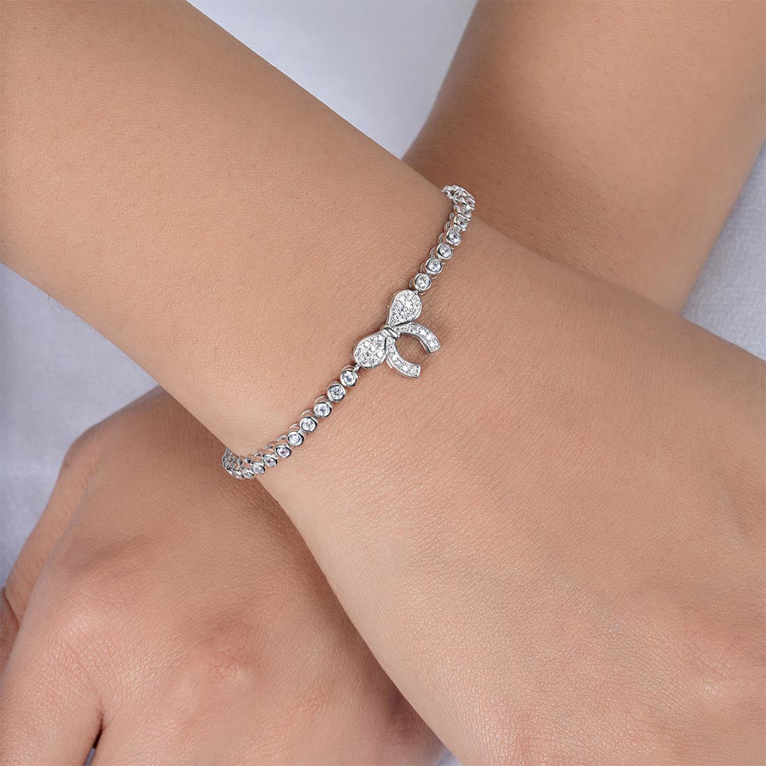Elegant Bow Rhodium Plated 925 Sterling Silver Bracelet