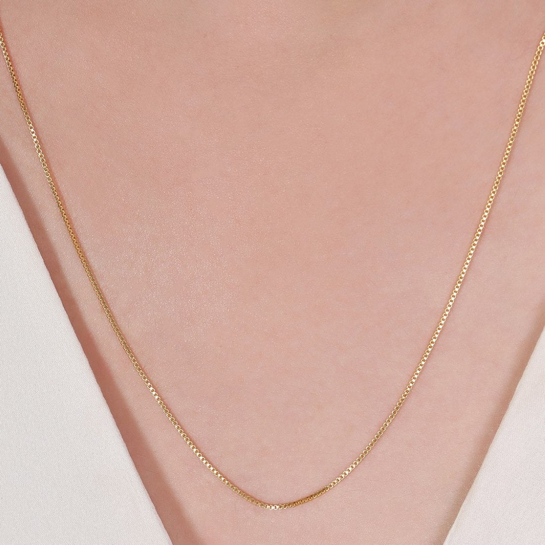 Sleek and Modern Golden Plated 925 Silver Box Chain Gift Hamper – Zavya