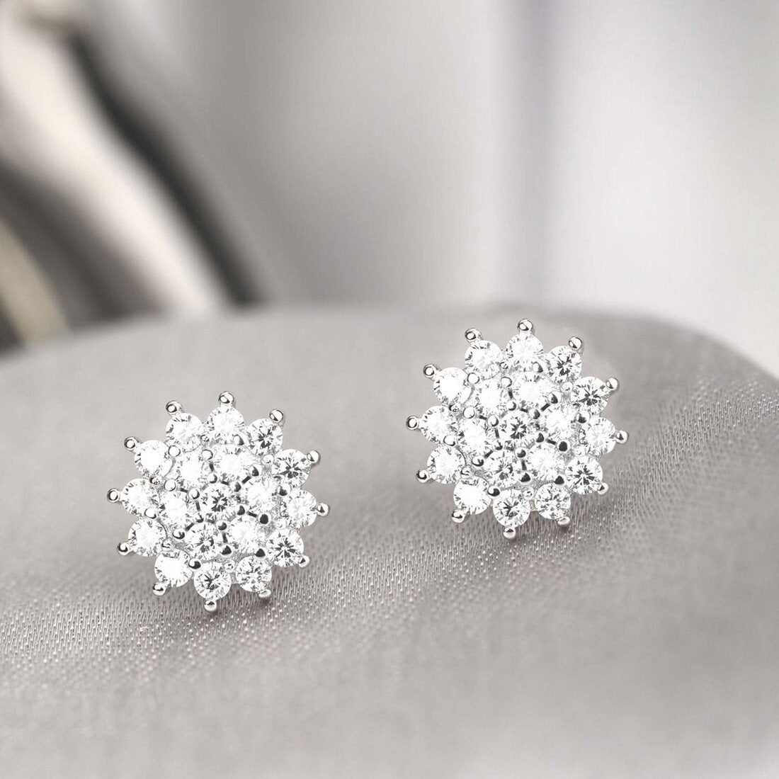 Fabulous Floral Silver 925 Silver Studs