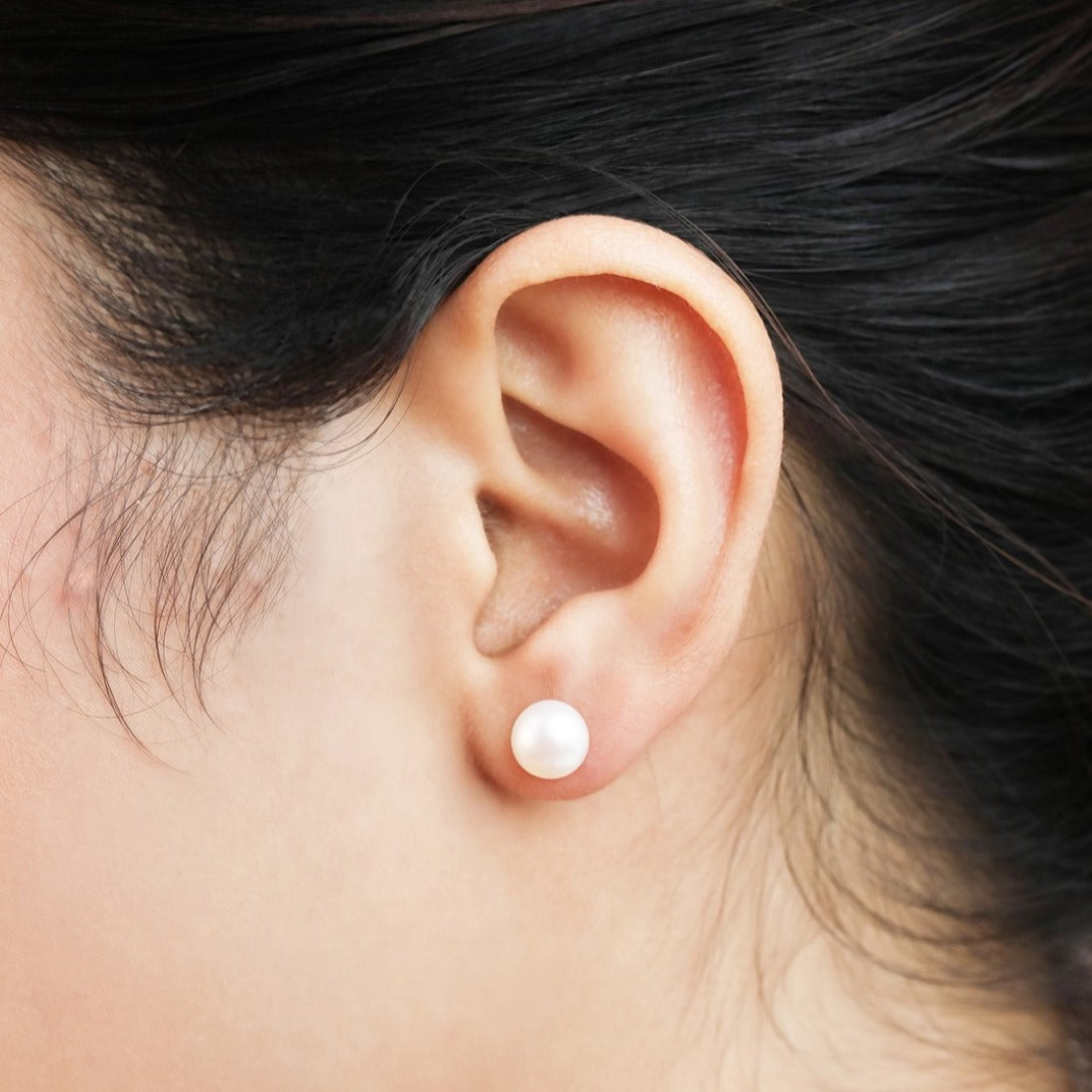 Pearlescent Whispers: Delicate Dot 925 Silver Earrings Gift Hamper