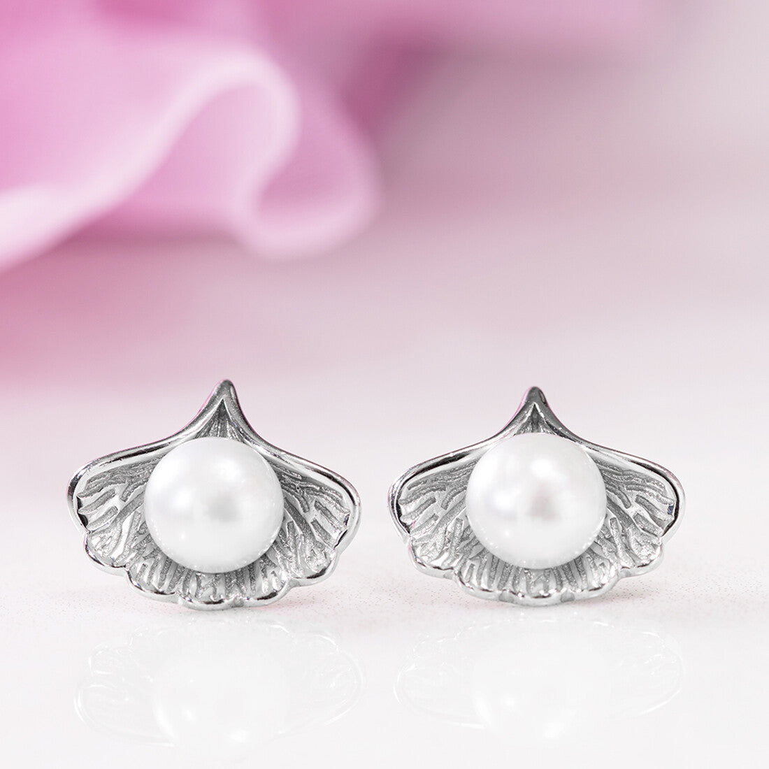 Shell And Pearl 925 Silver Stud Earrings