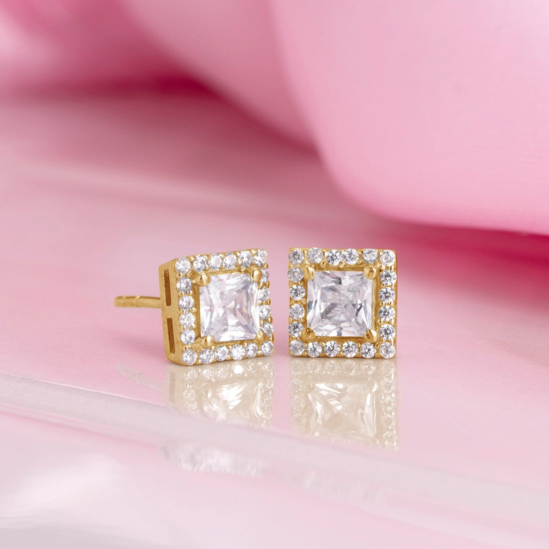 Golden Elegance 925 Sterling Silver Gold-Plated Square Stud Earrings