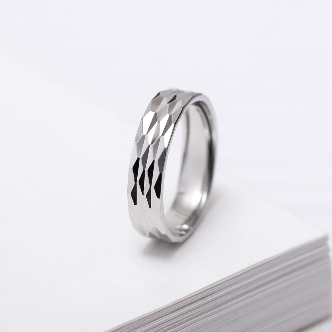 Modern Elegance Rhodium Plated 925 Sterling Silver Men's Ring (adjustable)