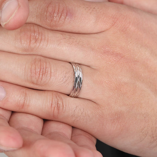 Modern Elegance Rhodium Plated 925 Sterling Silver Men's Ring (adjustable)