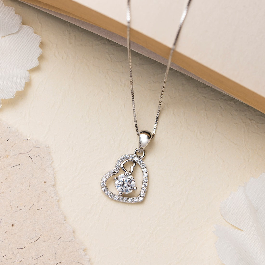 Eternal Love 925 Sterling Silver Rhodium Plated Heart Necklace