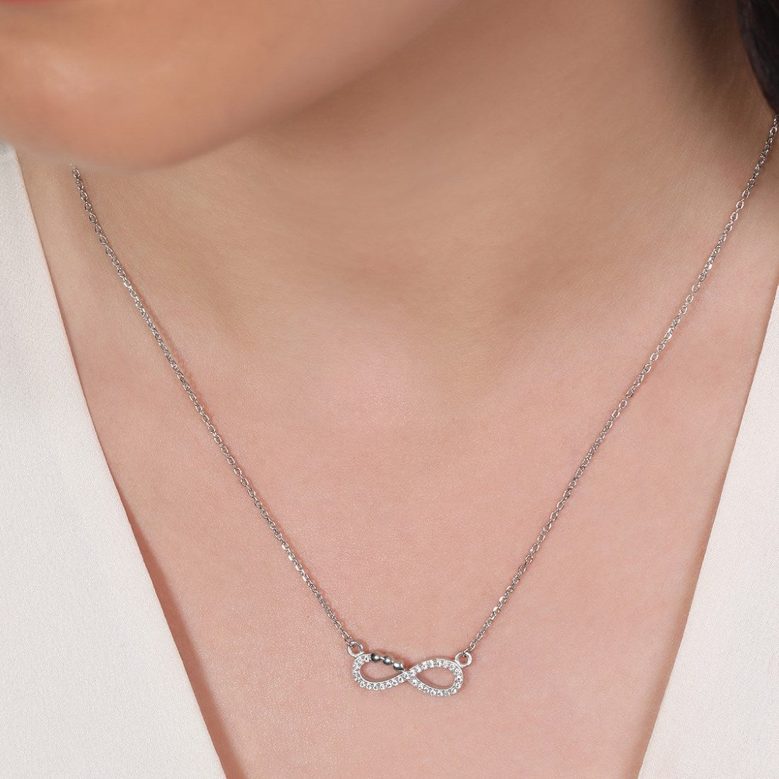 Eternal Radiance Rhodium-Plated 925 Sterling Silver Necklace