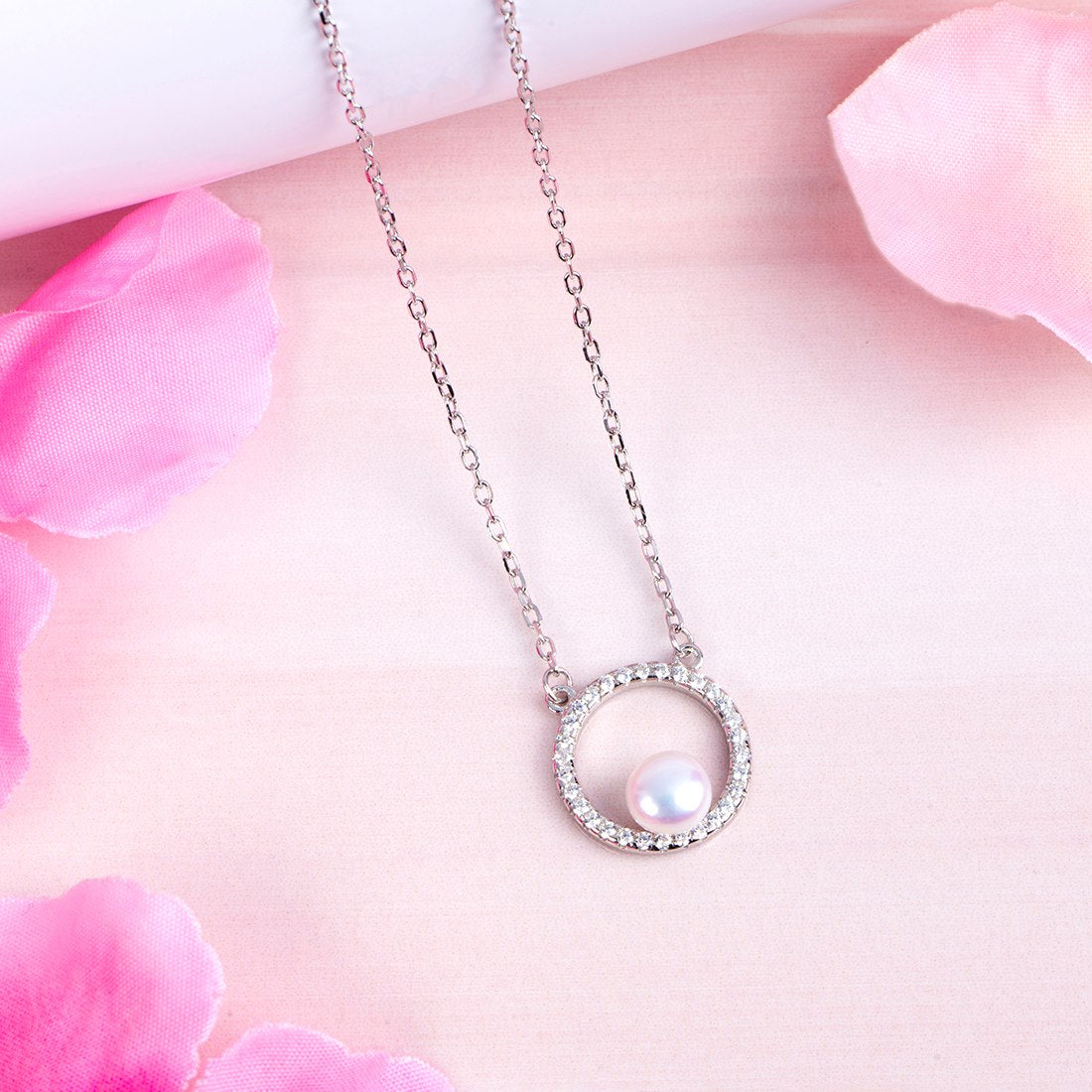 Circular Radiance Pearl Rose Gold-Plated 925 Sterling Silver Necklace