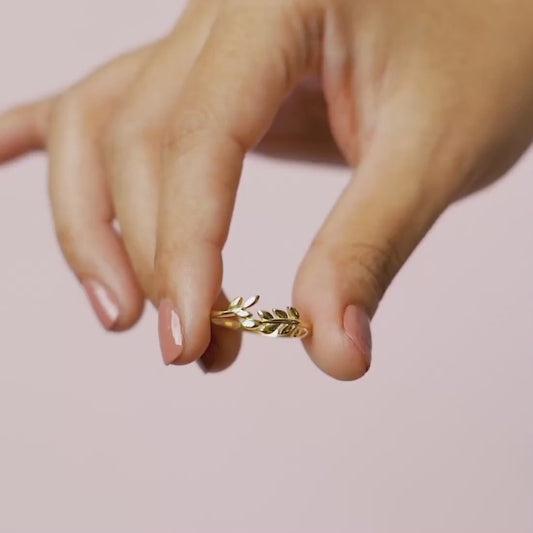 Golden Leaf Adjustable Gold-Plated 925 Sterling Silver Ring (Adjustable)