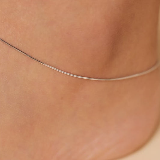 Minimal Glow Silver Snake Chain Anklet