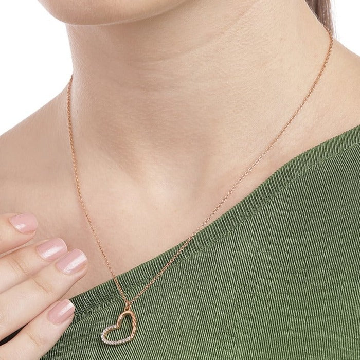 Minimalistic Heart Gold Necklace