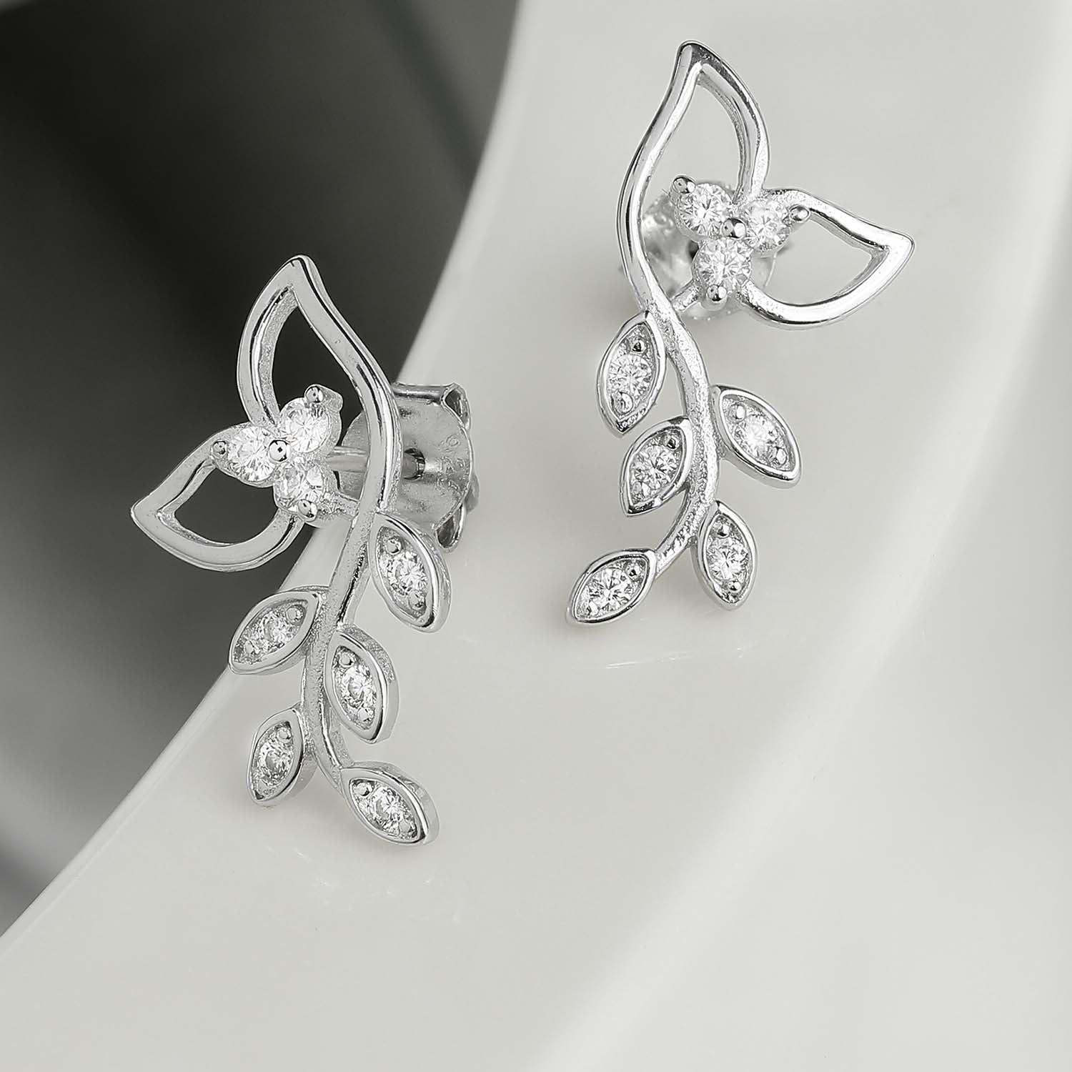Sashay Away in Silver 925 Silver Stud Earrings