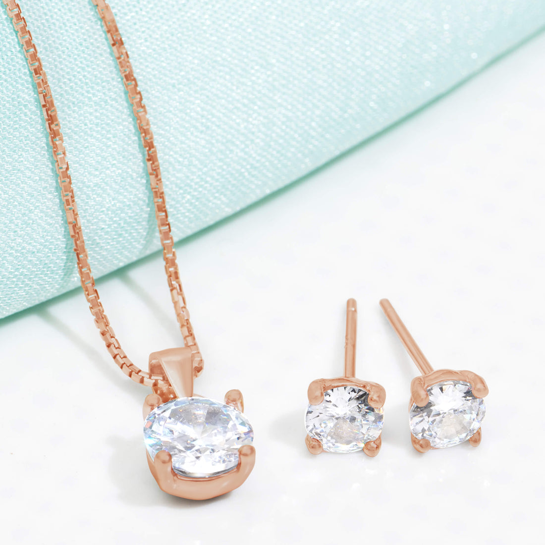 Sensational Solitaire 925 Silver Jewellery Set In Rose Gold