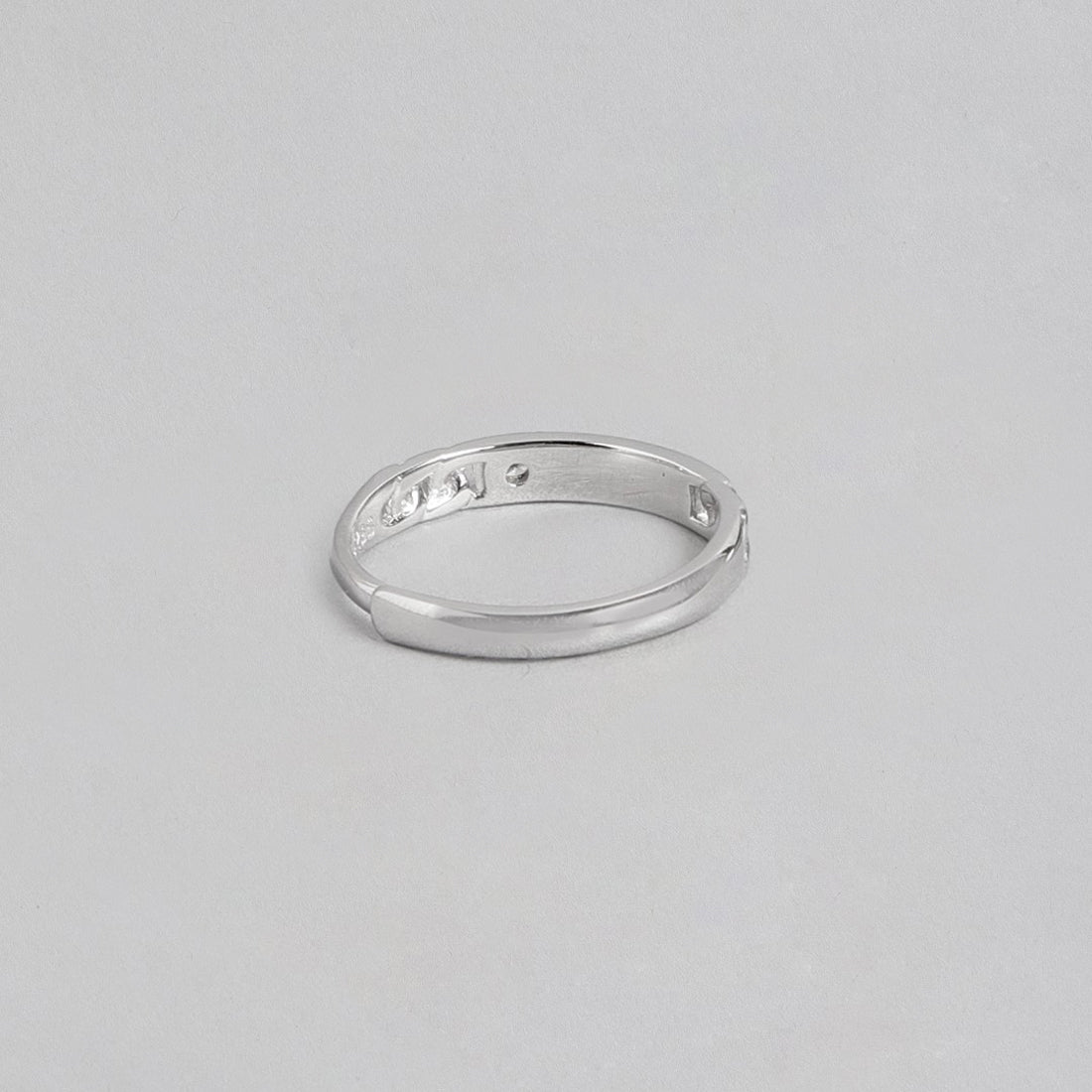 Timeless 925 Sterling Silver Womens Ring