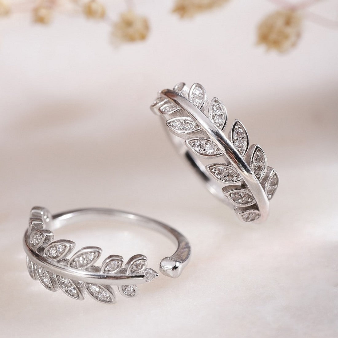 Golden Leaf German Silver Artificial Toe Rings, Packaging Type: Packet at  Rs 150/pair in New Delhi