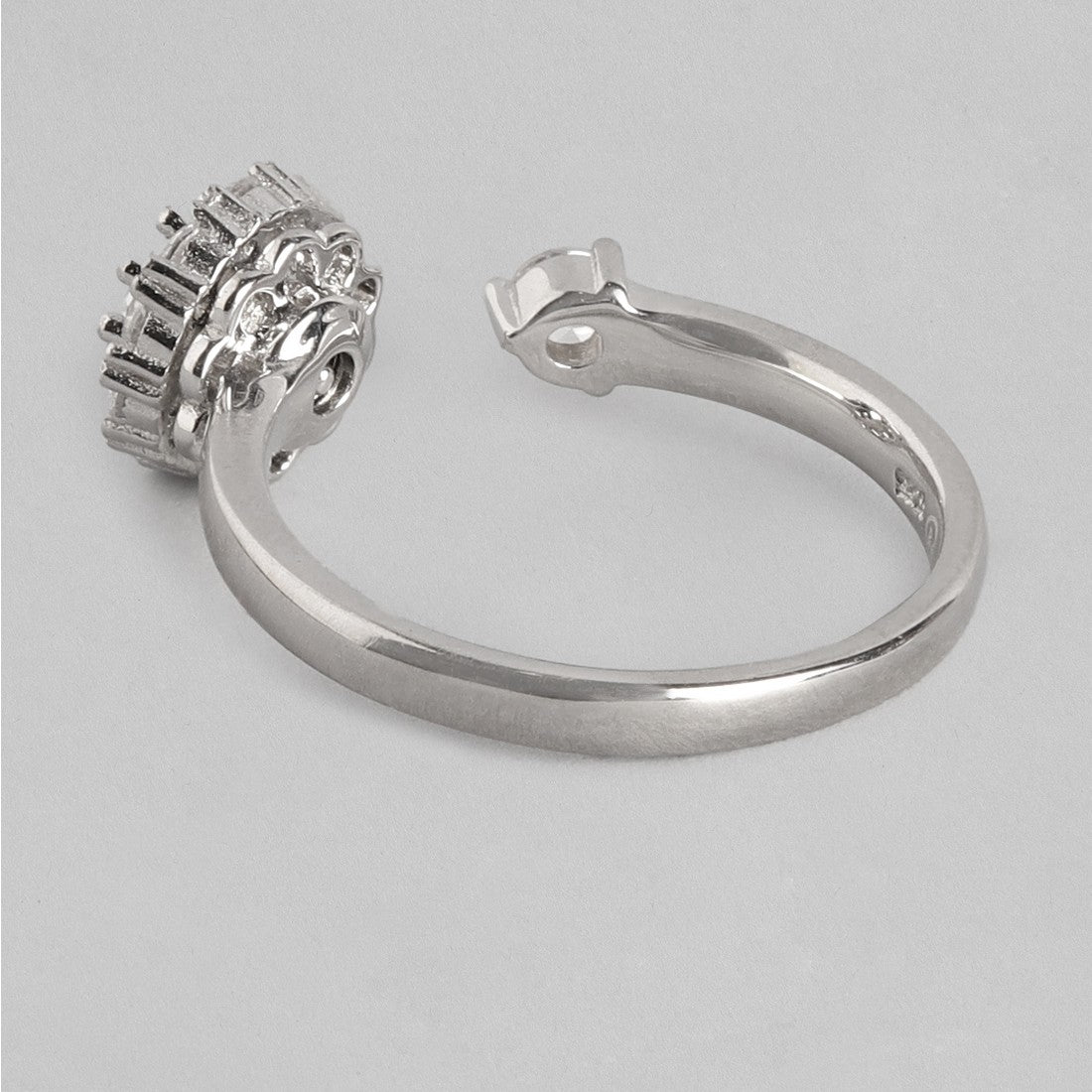 The Rotating 925 Silver Ring (Adjustable)